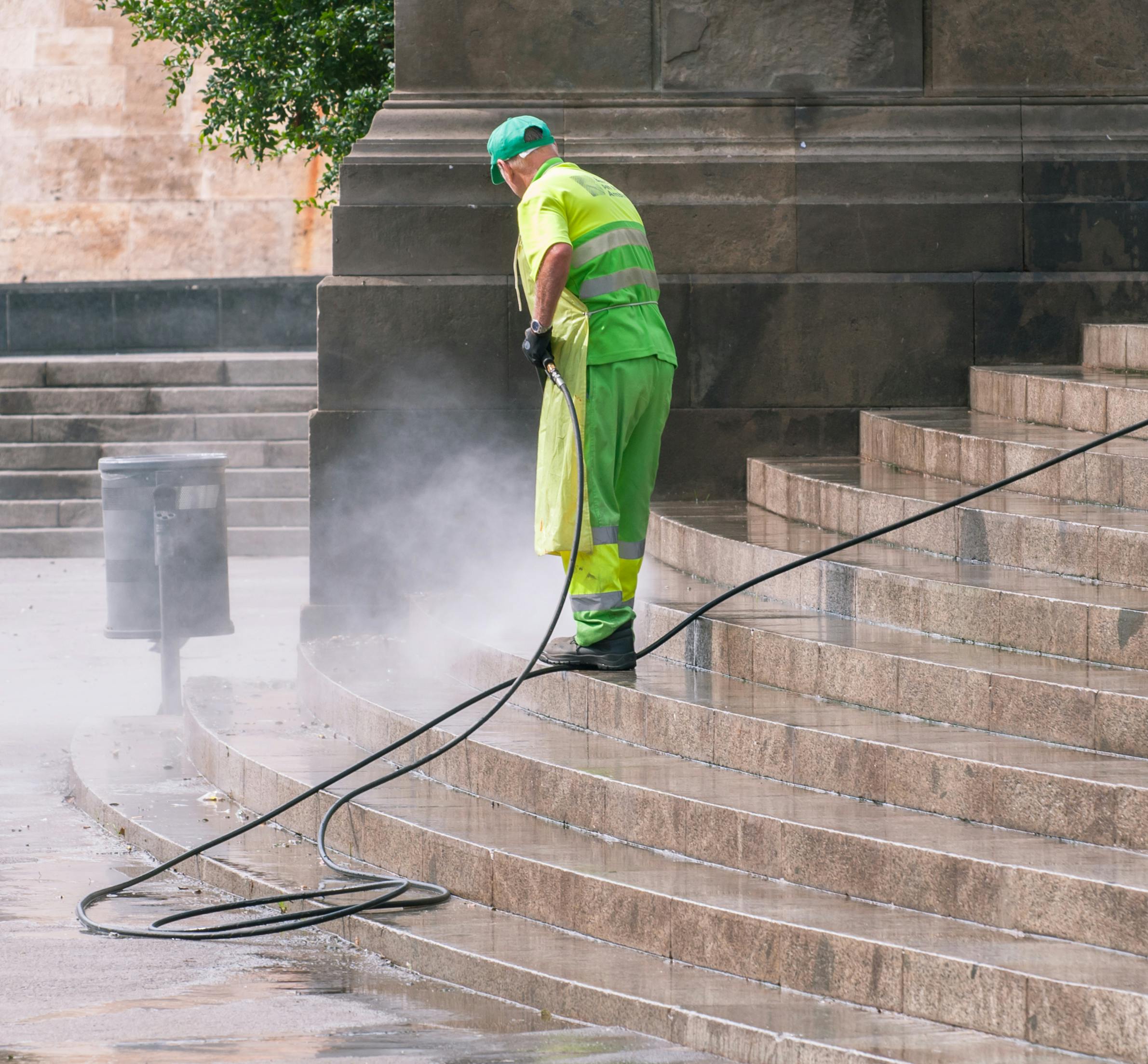 PressureWashing Pressure Washing stairs